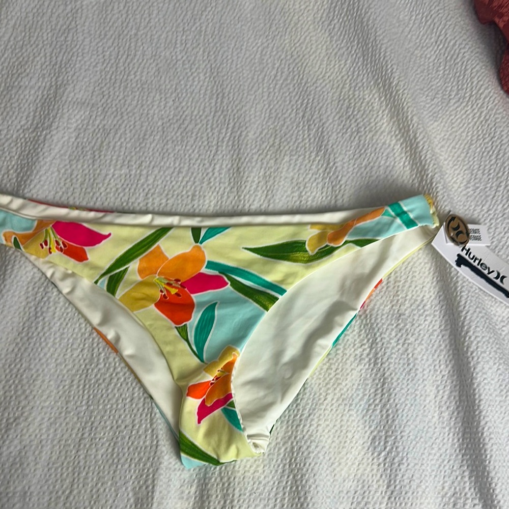 Hurley Women's Floral Bikini Bottom - Multicolor Sz L